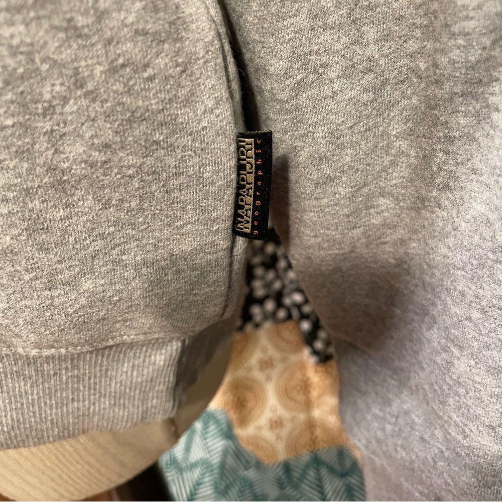 Napapijri Light Gray Crewneck Sweatshirt with Navy Logo - Picture 6 of 6